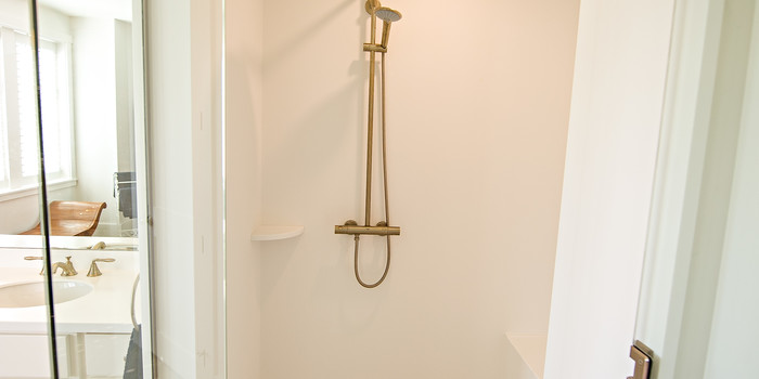 CustomHome57 ensuiteshower