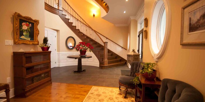 StaircaseFrontEntry