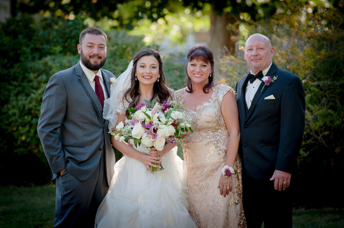 Keith-Debbe-Sawlor-Family-photo-sawlor-built-homes