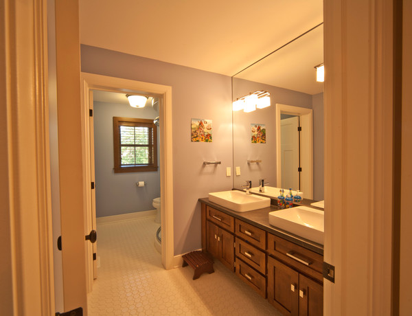 Sawlor Built Homes - Custom Home 27- Shared Bathroom